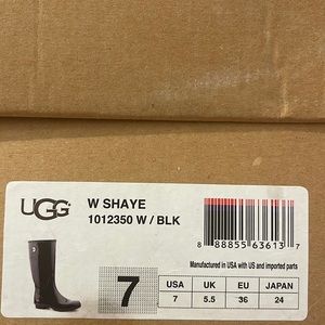 UGG W SHAYE
